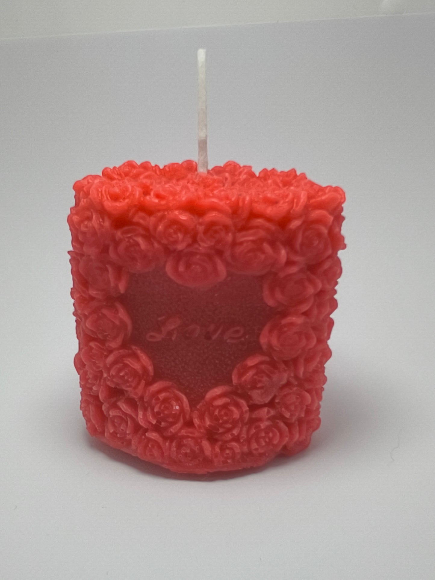 Vela Escultural "Coração de Rosas Love" – Romance e Detalhe