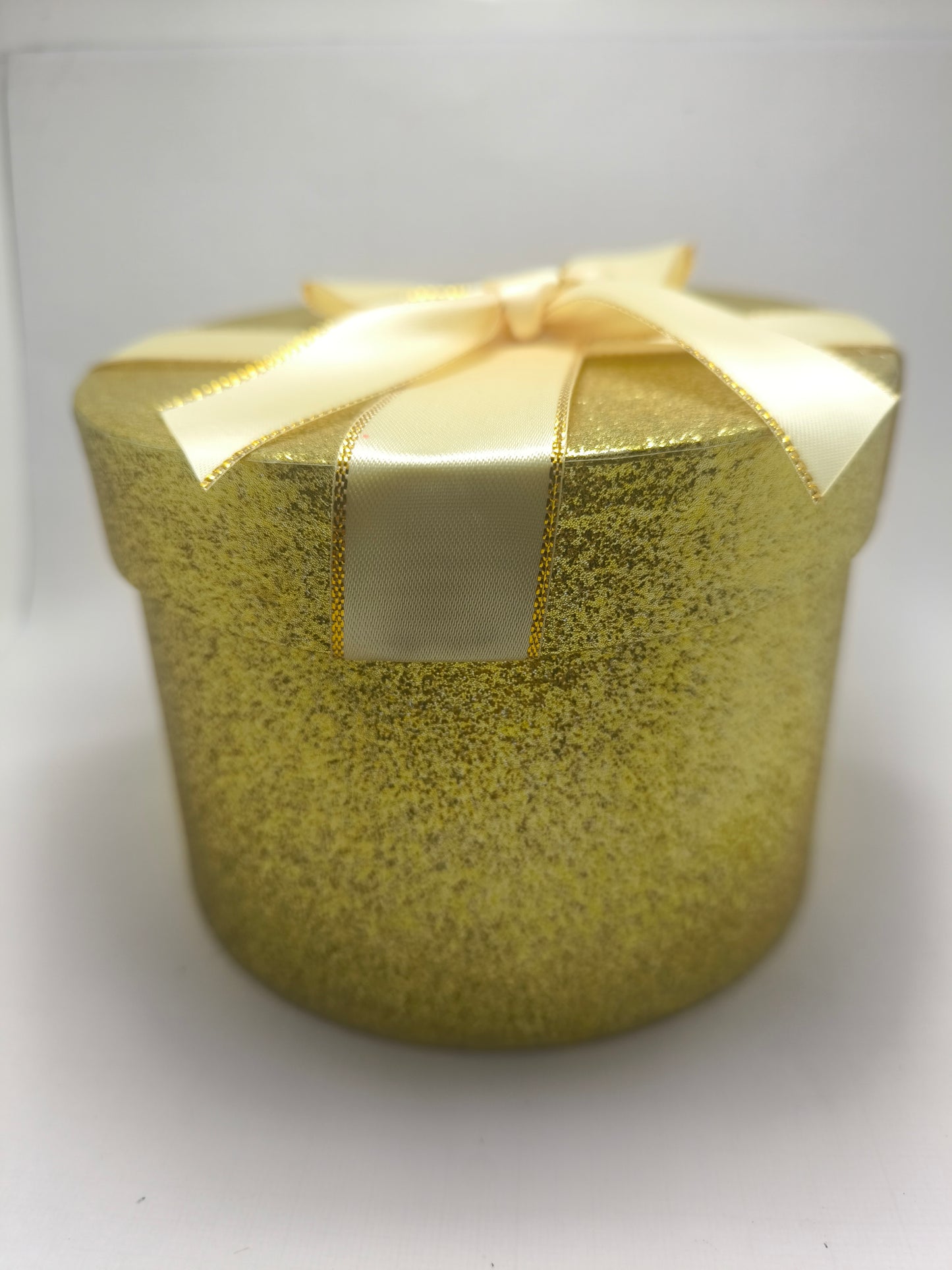 Vela Escultural "Ninfa das Flores" – Elegância e Serenidade Artística