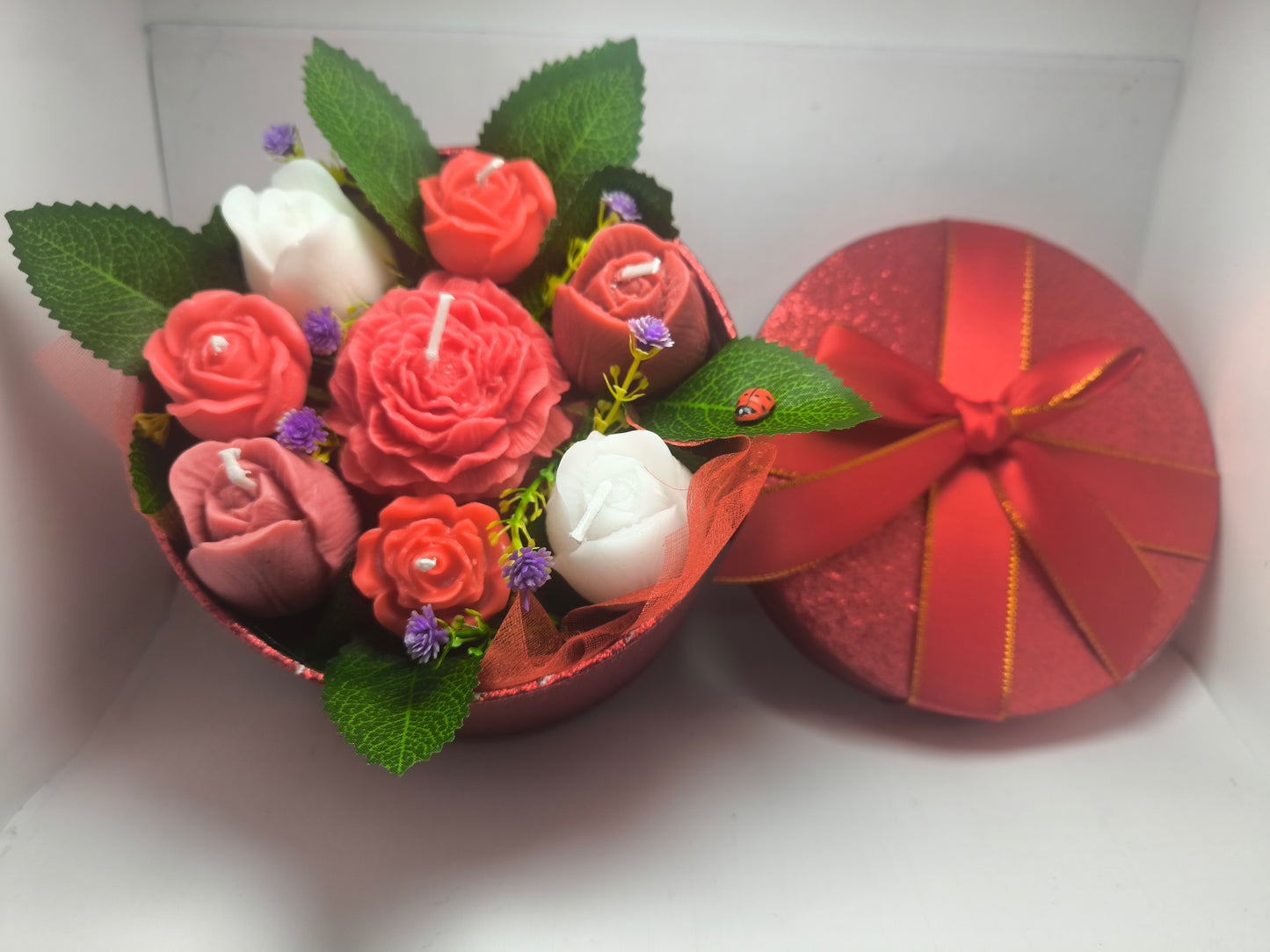 Vela Escultural "Ninfa das Flores" – Elegância e Serenidade Artística